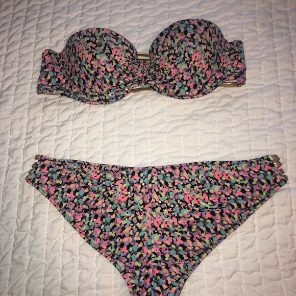Victoria Secret Bikini Size small - Picture 4 of 5